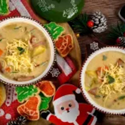 Rich Glazed Ham &amp; Gouda Chowder: Ultimate Creamy Comfort