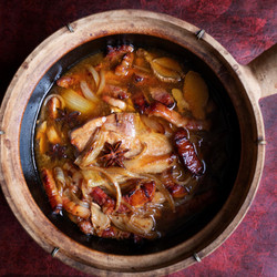 Pork With Ginger, Soy And Butter Beans