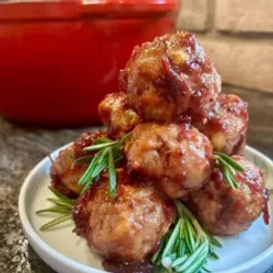 Turkey &amp; Stuffing Meatballs With Smokey Cranberry Sauce