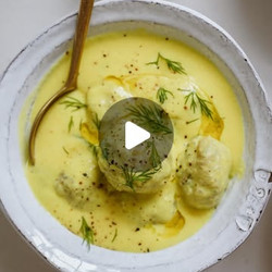 Greek Meatballs In Lemon Sauce (youvarlakia Avgolemono)