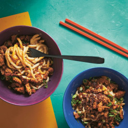 10-minute Chilli And Peanut Noodles