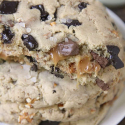 Kitchen Sink Cookies (panera Copycat)