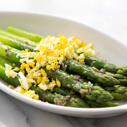 Asparagus Mimosa With Hard Boiled Eggs And Capers