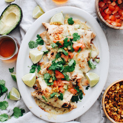 Salsa Verde Pulled Pork Burritos