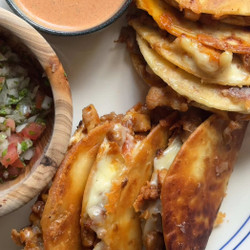Crispy Chicken Tacos With Pico De Gallo And Spicy Taco Sauce