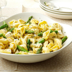 Tortellini With Asparagus and Lemon