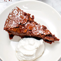 Sweet And Spicy: Flourless Chipotle Chocolate Cake