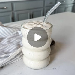 Vanilla Date Smoothie