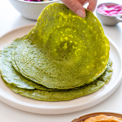 2-ingredient Buckwheat Spinach Wraps (gluten-free)