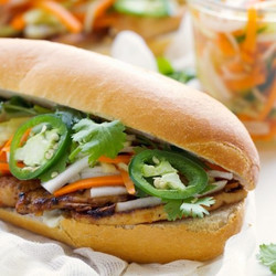 Vietnamese Chicken Sandwich (bánh Mì)