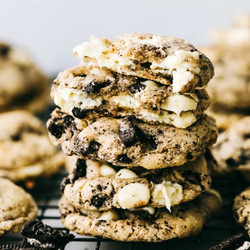 Oreo White Chocolate Chip Cookies