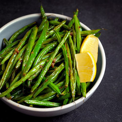 Roasted Green Beans With Lemon And Garlic