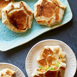 Mini Crunchwrap Supremes