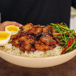 Maekjeok 
(korean Doenjang Marinated Pork)