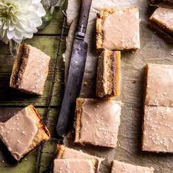 Frosted Brown Sugar Pop Tart Bars