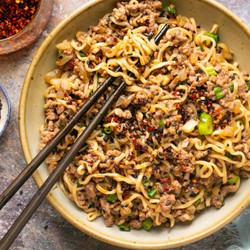 Easy Beef &amp; Ramen Noodles