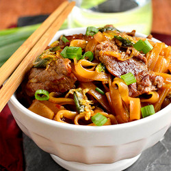 Gluten-free Mongolian Beef Noodle Bowls