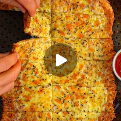 58 Cal Cheesy Garlic Breadsticks