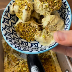 Pistachio gelato