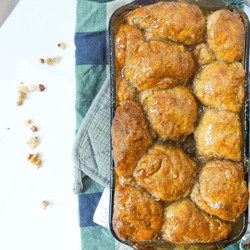 Vegan Salted Caramel Monkey Bread