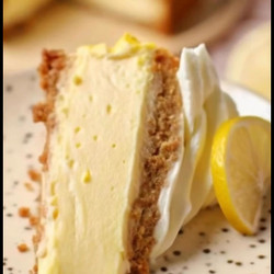 Lemon Curd Cheesecake