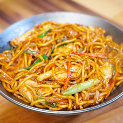 Chicken Lo Mein