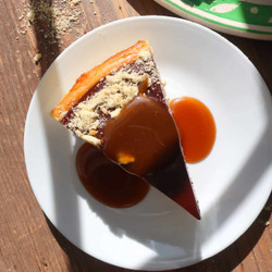 Christmas Crack Cheesecake With Toffee Sauce