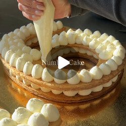 Stunning Number Birthday Cake