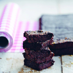 Brownies Met Rode Biet