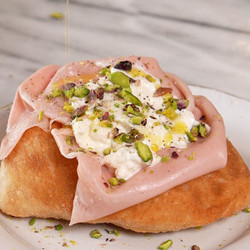 Pizza Fritta Napoletana