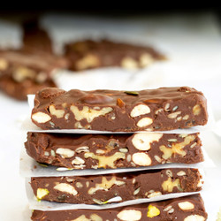 Keto Chocolate Crunch Bars