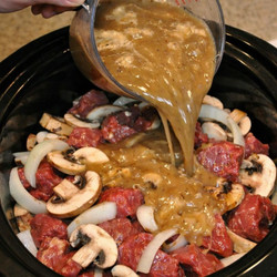 Slow Cooker Beef &amp; Mushroom Gravy Stew