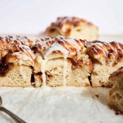 Sourdough Discard Cinnamon Roll Focaccia