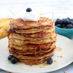 Banana Oat Pancakes