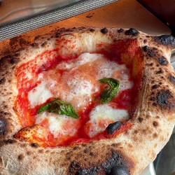 Sourdough Neapolitan-style Pizza