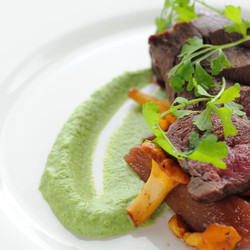 Loin Of Venison With Broccoli And Stilton Purée And Red Wine Sauce