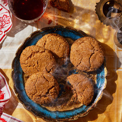 Maple Ginger Cookies With Turmeric