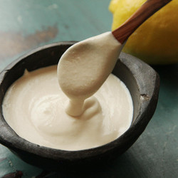 Tahini Sauce With Garlic And Lemon