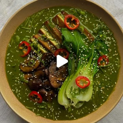 Thai Green Noodle Soup