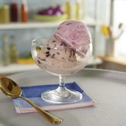 Strawberry Cottage Cheese Ice Cream desserrt