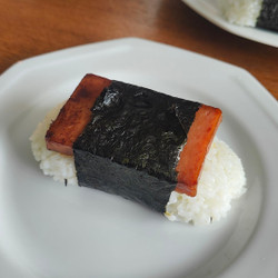 SPAM Musubi