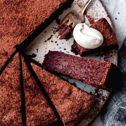 Almond Flour Chocolate Cake With Olive Oil