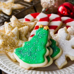Easy Sugar Cookies &amp; Sugar Cookie Frosting