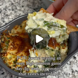 Cheesy Chicken Spinach Artichoke Dip