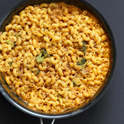 Garlicky Korean Mac And Cheese