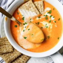 Spicy Smoked Gouda &amp; Roasted Red Pepper Bisque