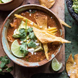 Slow Cooker Chipotle Chicken Tamale Chili