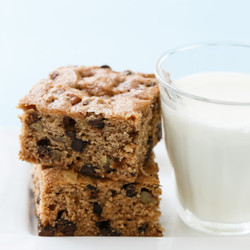 Chocolate Chip Banana Bread Blondies