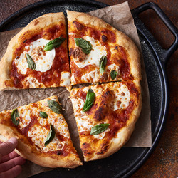 Weeknight Neapolitan-style Pizza