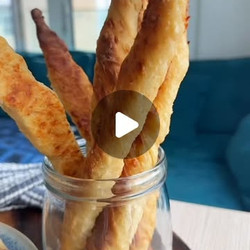 Flakey Cheese Straws